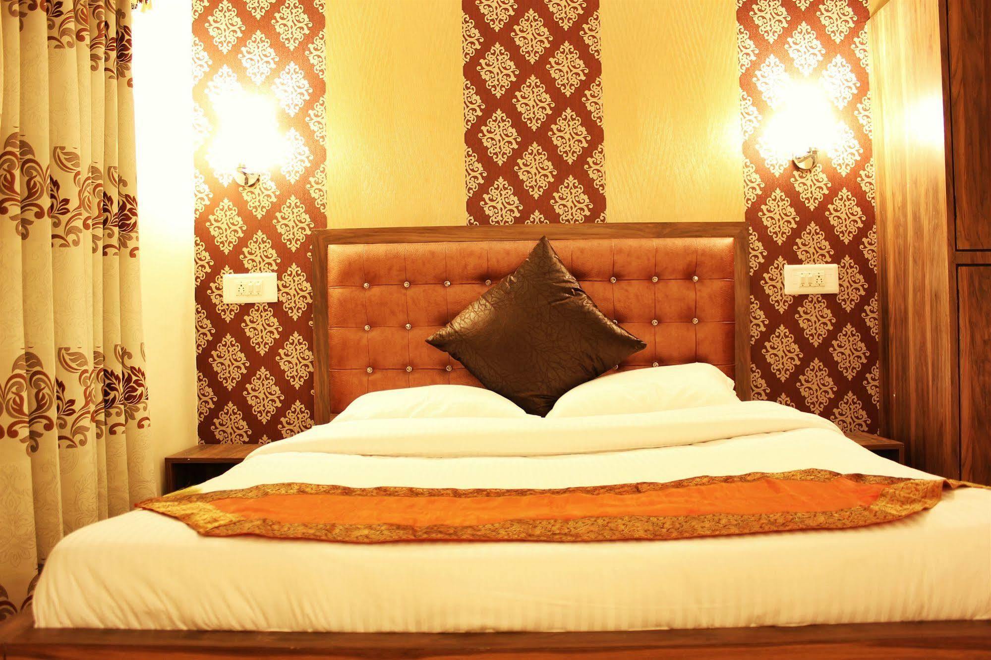 Hotel Walisons Resorts Srinagar  Exterior photo